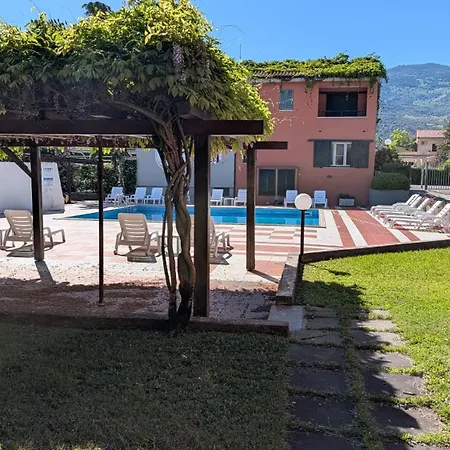 Casa Costa By Elba Holidays Apartment *